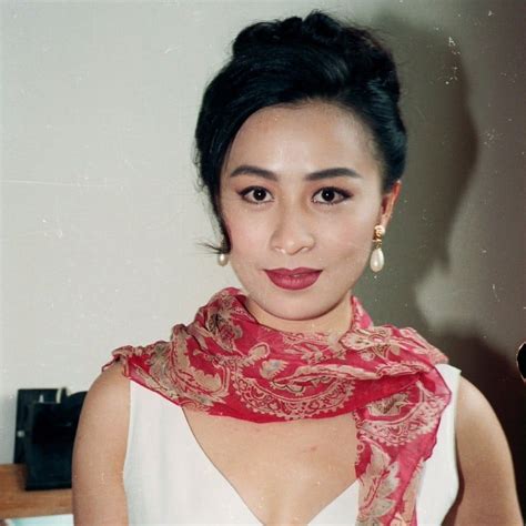 When a topless photo of kidnapped actress Carina Lau was。